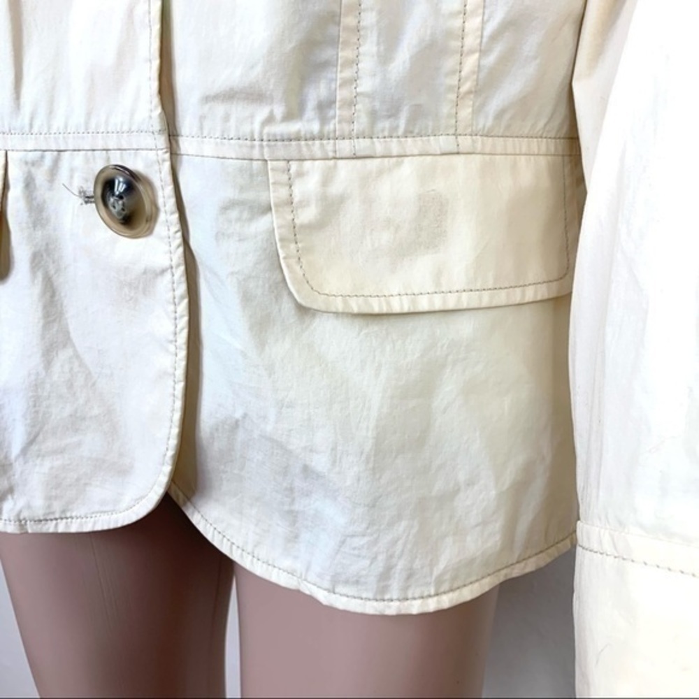 Lafayette 148 Women’s Blazer Cream Buttons Sz 12 - Picture 3 of 8